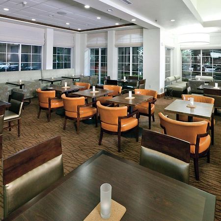 Hilton Garden Inn Ontario Rancho Cucamonga Bagian luar foto