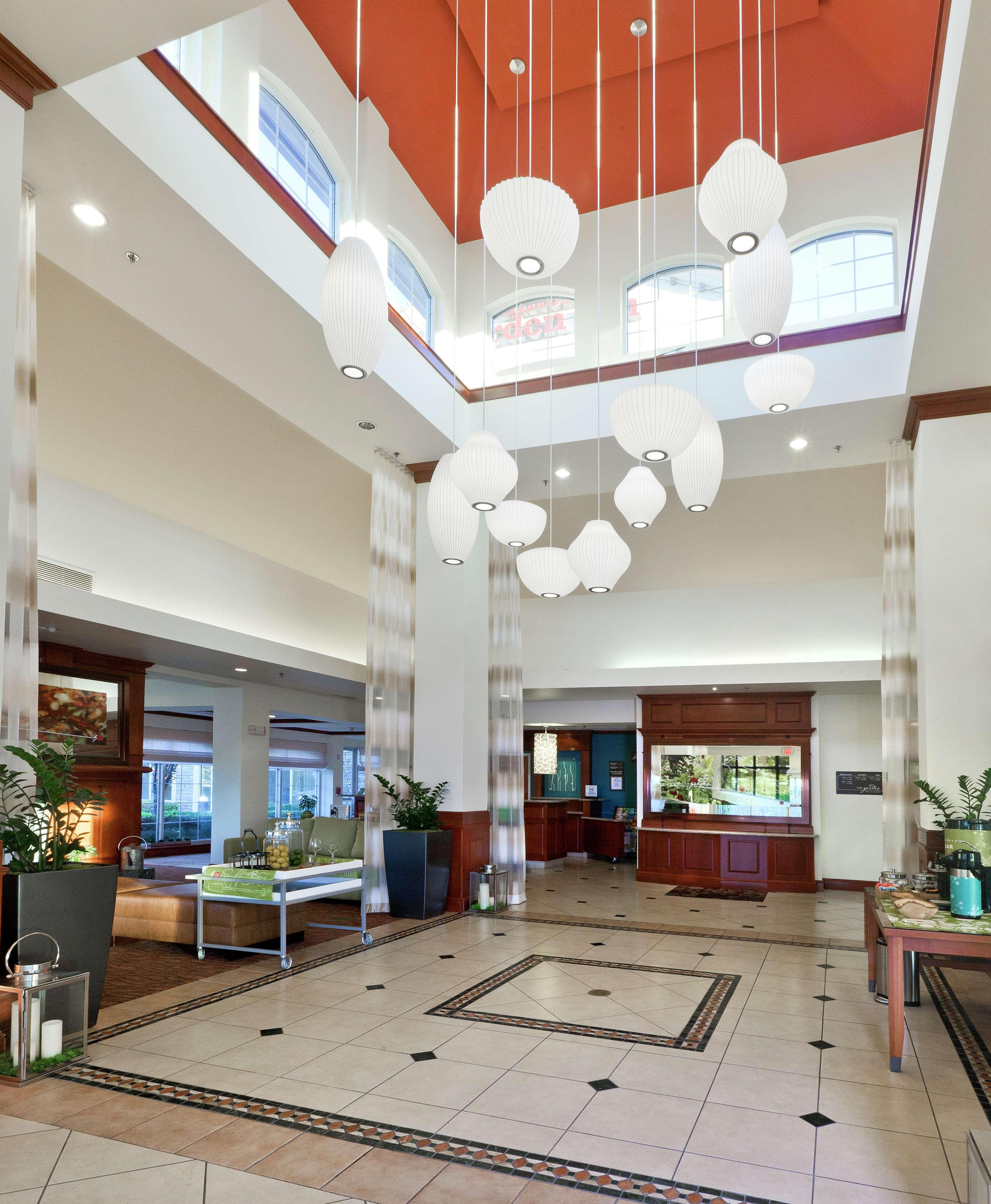 Hilton Garden Inn Ontario Rancho Cucamonga Bagian luar foto