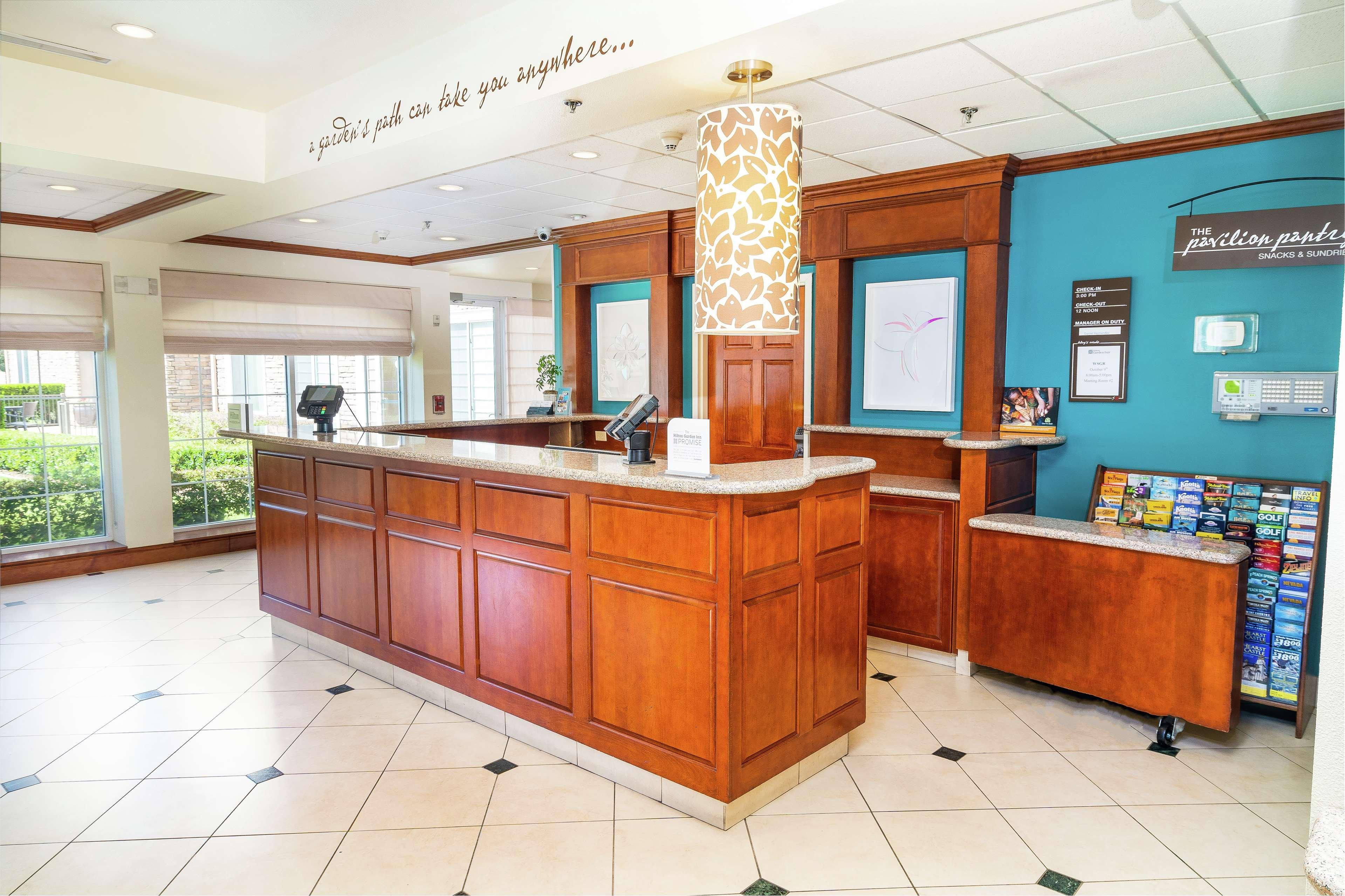 Hilton Garden Inn Ontario Rancho Cucamonga Bagian luar foto