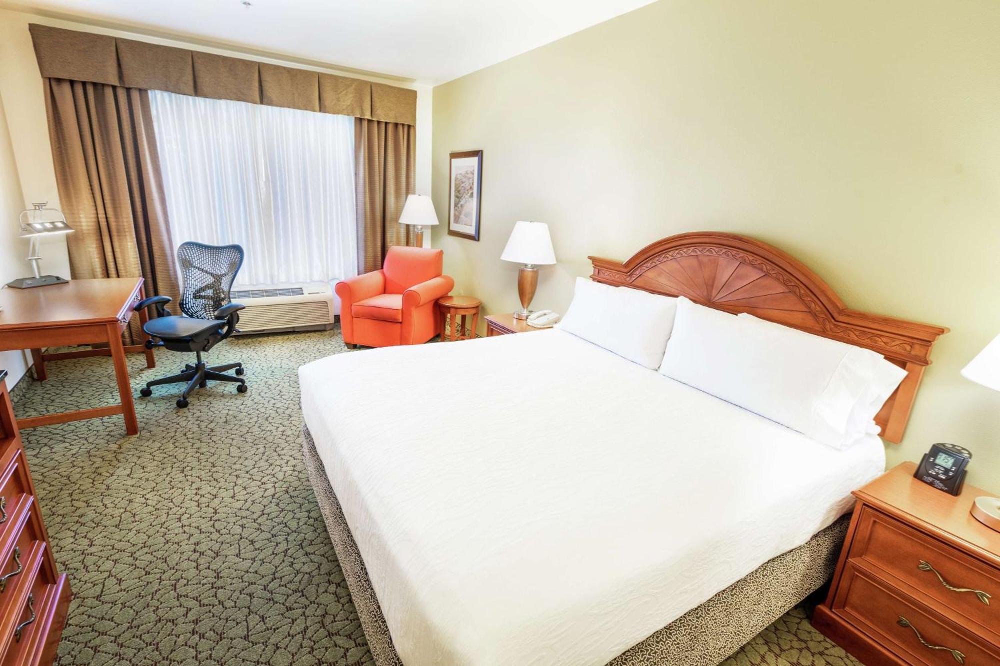 Hilton Garden Inn Ontario Rancho Cucamonga Bagian luar foto