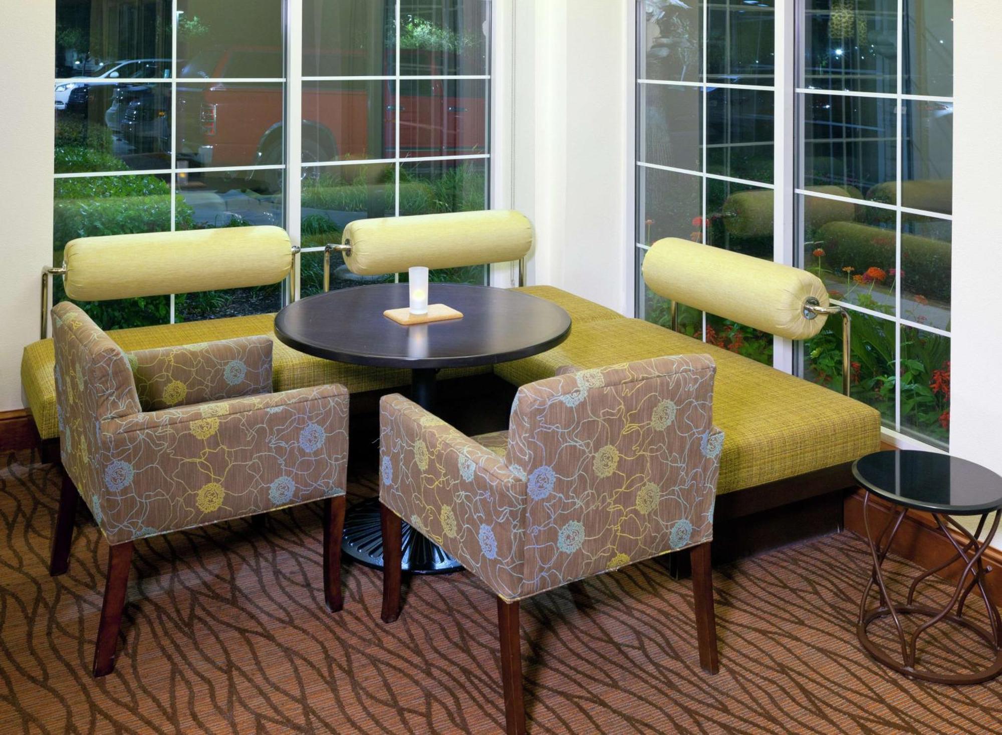 Hilton Garden Inn Ontario Rancho Cucamonga Bagian luar foto