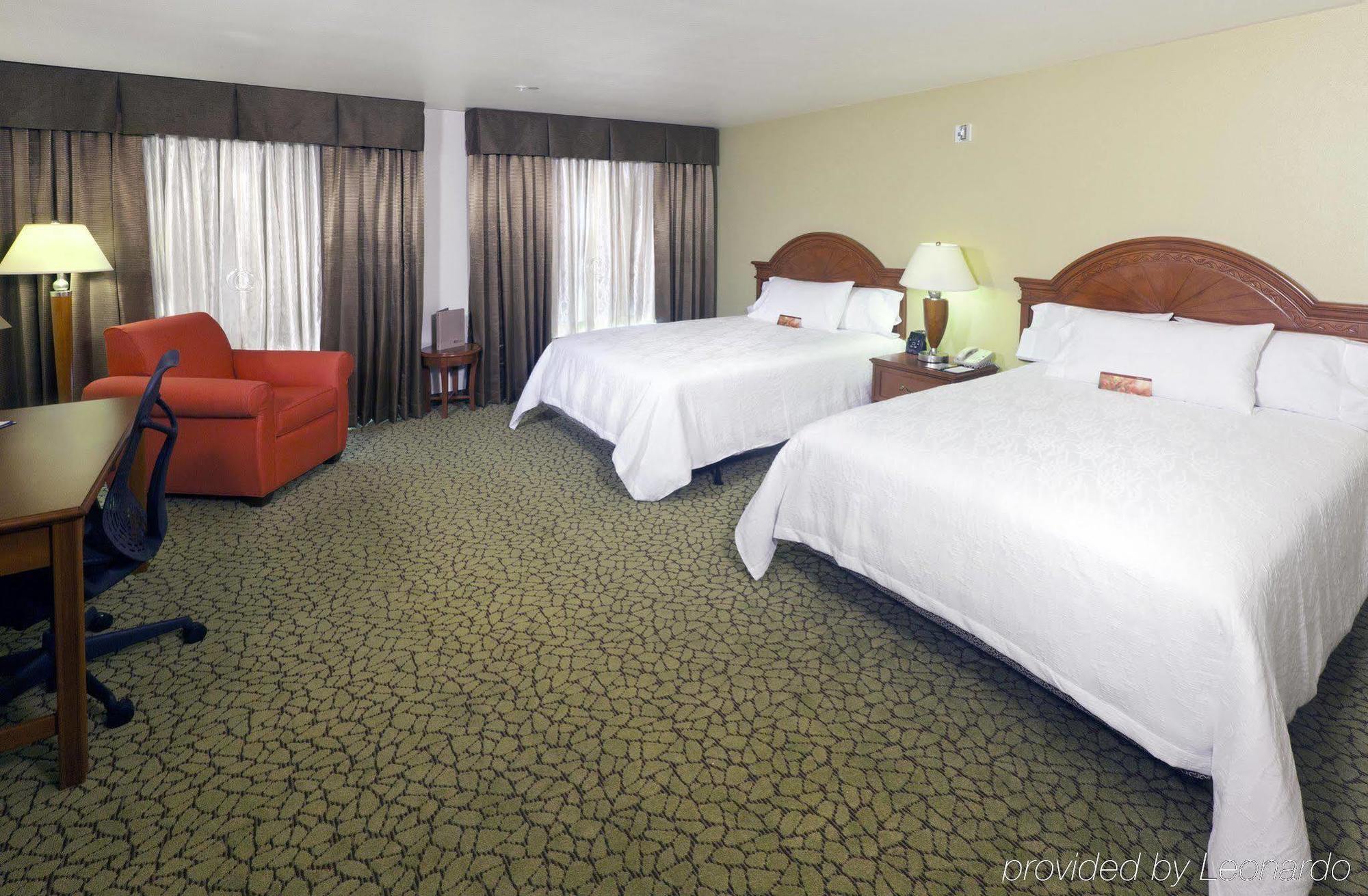 Hilton Garden Inn Ontario Rancho Cucamonga Bagian luar foto